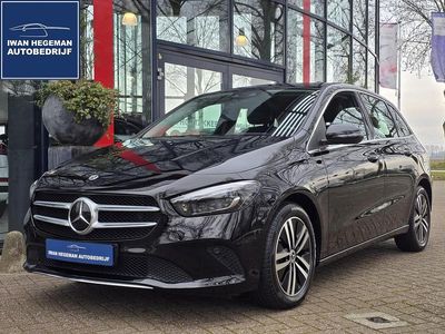 Zwart Occasion 2022 Mercedes B250 MPV | € 27.490 (Super prijs)