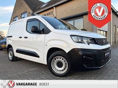 Wit Gebruikt 2021 Peugeot Partner Premium MPV | € 12.750 (Eerlijke prijs)