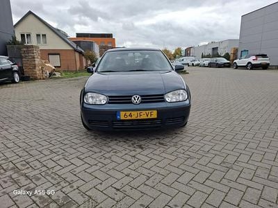 VW Golf IV