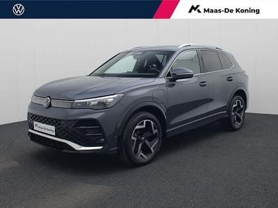 Grijs Nieuw 2025 VW Tiguan R-line SUV | € 53.840 (Goede deal)