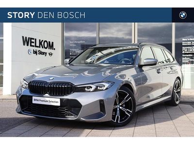 Grijs Gebruikt 2023 BMW 318 M Sport Stationwagen | € 38.950 (Duur)