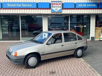 Beige Gebruikt 1990 Opel Kadett Hatchback | € 4.950