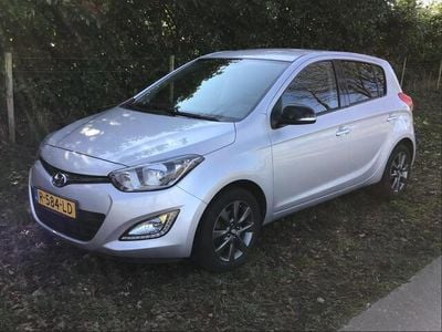 Grijs Occasion 2015 Hyundai i20 Comfort Hatchback | € 8.450 (Iets duurder)