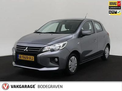 Grijs Occasion 2022 Mitsubishi Space Star Hatchback | € 9.950 (Eerlijke prijs)