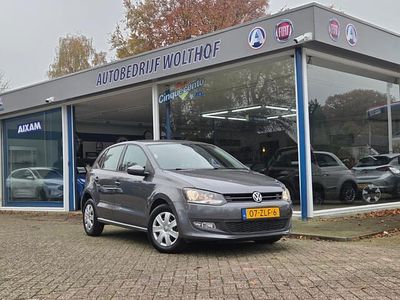 Grijs Gebruikt 2013 VW Polo Comfortline Hatchback | € 8.450 (Eerlijke prijs)