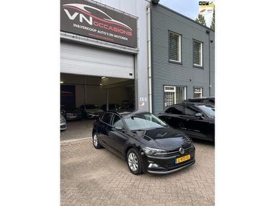 Zwart Gebruikt 2019 VW Polo Highline Hatchback | € 8.950 (Eerlijke prijs)