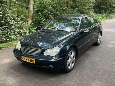 Blauw Occasion 2001 Mercedes C240 Elegance Sedan | € 3.000 (Eerlijke prijs)