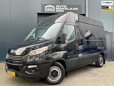 Zwart (metallic) Gebruikt 2018 Iveco Daily Van | € 20.994