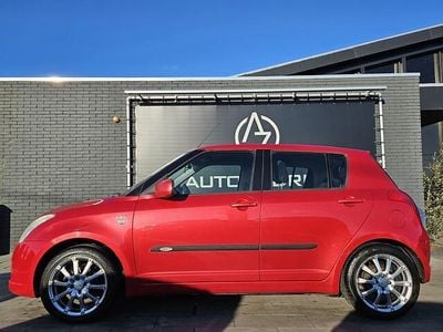 Rood Gebruikt 2005 Suzuki Swift Exclusive Hatchback | € 2.150 (Eerlijke prijs)