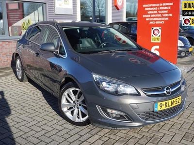Grijs Occasion 2013 Opel Astra Sport Hatchback | € 7.290 (Eerlijke prijs)
