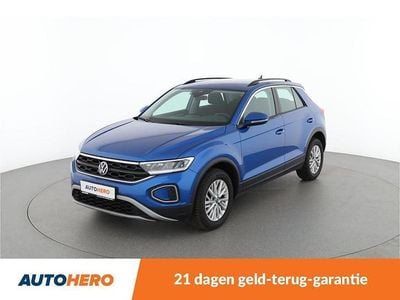 Blauw Occasion 2022 VW T-Roc Life SUV | € 18.449 (Super prijs)