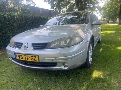 Grijs (metallic) Gebruikt 2006 Renault Laguna GrandTour Stationwagen | € 480