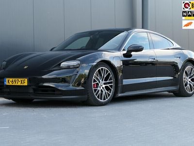 Porsche Taycan 4S