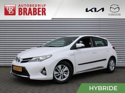 Toyota Auris Hybrid