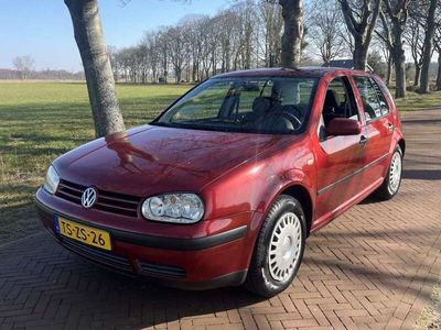 VW Golf IV