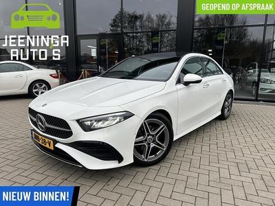 Wit Gebruikt 2023 Mercedes A180 AMG line Sedan | € 33.900 (Duur)