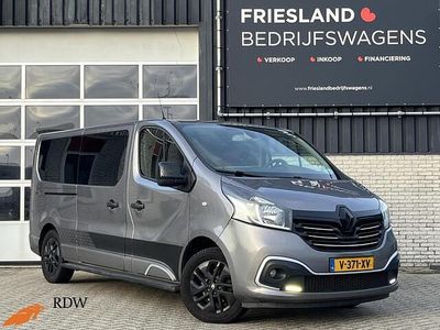 Grijs Occasion 2019 Renault Trafic LIMITED MPV | € 16.950 (Duur)