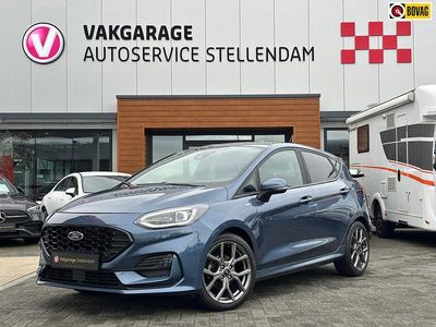 Blauw (metallic) Gebruikt 2023 Ford Fiesta Titanium Hatchback | € 19.950 (Duur)