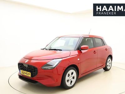 Rood Occasion 2025 Suzuki Swift Hatchback | € 21.445 (Eerlijke prijs)