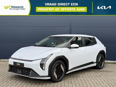 Wit Nieuw 2025 Kia EV4 Air Hatchback | € 38.400