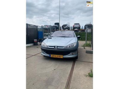 tweedehands Peugeot 206 CC 1.6-16V Premium