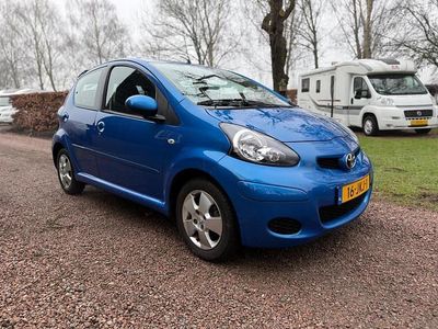Occasion Toyota Aygo 68 PK (50 kW) 2009 Blauw Hatchback