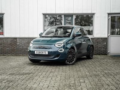 Groen Occasion 2021 Fiat 500e La Prima Hatchback | € 16.850 (Eerlijke prijs)