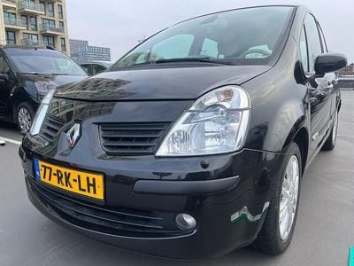 Occasion Renault Modus Initiale 112 PK (82 kW) 2005 Zwart MPV