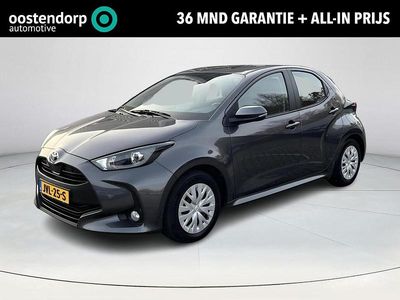 Occasion Toyota Yaris Hybrid Active 116 PK (85 kW) 2022 Grijs Hatchback