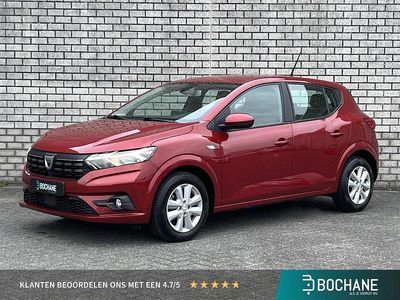 Rood Occasion 2021 Dacia Sandero Comfort Hatchback | € 11.700 (Eerlijke prijs)