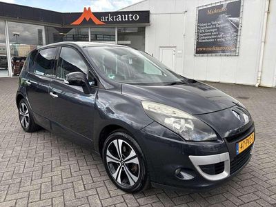 Grijs Gebruikt 2011 Renault Scénic III Bose Edition MPV | € 3.940 (Eerlijke prijs)