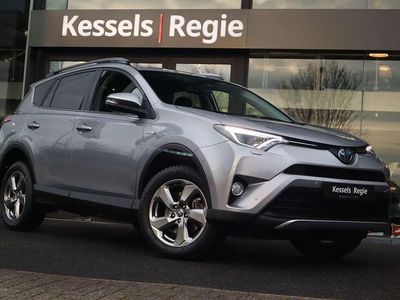 Grijs (metallic) Gebruikt 2018 Toyota RAV4 Hybrid Executive SUV | € 23.950 (Eerlijke prijs)