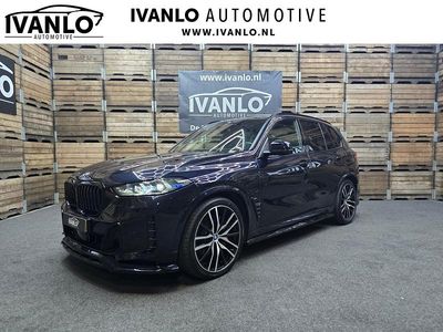Zwart Occasion 2024 BMW X5 SUV | € 89.600 (Eerlijke prijs)