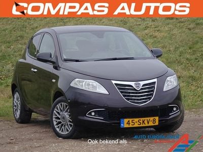 Paars (metallic) Gebruikt 2011 Lancia Ypsilon Silver Hatchback | € 5.950 (Iets duurder)