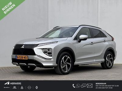 tweedehands Mitsubishi Eclipse Cross 2.4 PHEV Business Executive 4WD S-AWC Automaat / TomTom navigatie / Camera 360° / Stuur-, stoel- en achterbankverwarming /