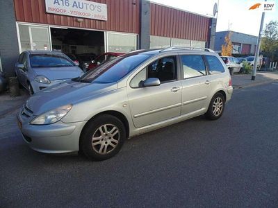 Grijs (metallic) Gebruikt 2005 Peugeot 307 Stationwagen | € 1.849 (Iets duurder)