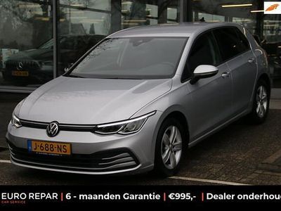 Grijs Occasion 2020 VW Golf VIII Life Hatchback | € 15.895 (Duur)