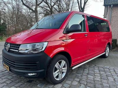 Rood Occasion 2016 VW Transporter Highline Van | € 19.999