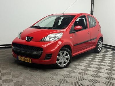 Rood Occasion 2012 Peugeot 107 Hatchback | € 2.775 (Goede deal)