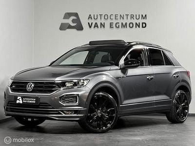 Grijs Gebruikt 2022 VW T-Roc Beats SUV | € 30.999 (Eerlijke prijs)