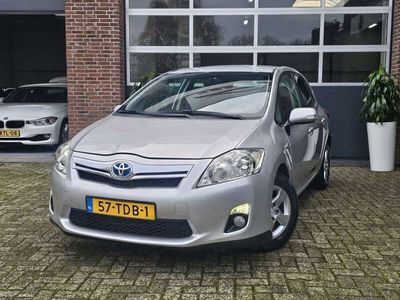 Toyota Auris Hybrid