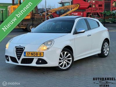 tweedehands Alfa Romeo Giulietta 1.4 T Distinctive |INCL nieuwe apk|