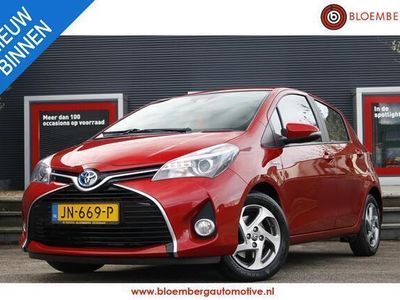 tweedehands Toyota Yaris 1.5 Hybrid Trend