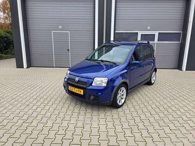 Blauw Gebruikt 2006 Fiat Panda Sport Hatchback | € 3.490 (Eerlijke prijs)