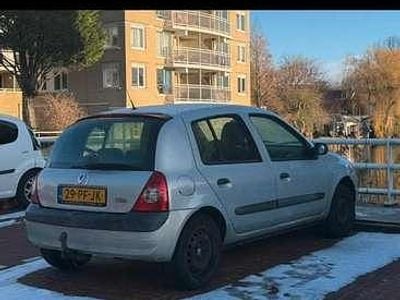 Occasion Renault Clio II Authentique 58 PK (42 kW) 2004 Sedan