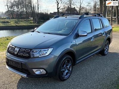 (metallic) Gebruikt 2018 Dacia Logan MCV Stepway MPV | € 8.950 (Goede deal)