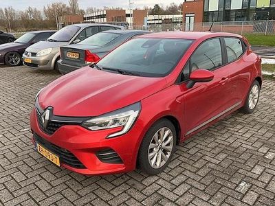 Rouge flamme nnp Occasion 2019 Renault Clio IV Zen Hatchback | € 11.445 (Eerlijke prijs)