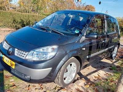 Gebruikt 2005 Renault Scénic II MPV | € 1.995 (Iets duurder)