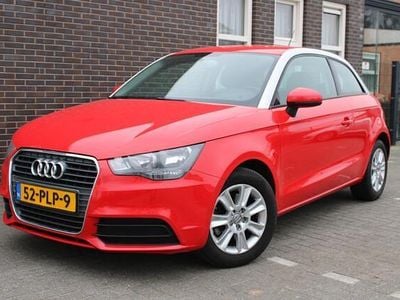 Rood Occasion 2011 Audi A1 Hatchback | € 4.500 (Eerlijke prijs)