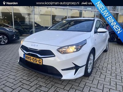 Deluxe white m Gebruikt 2025 Kia Ceed Sportswagon Comfort Stationwagen | € 25.900 (Iets duurder)
